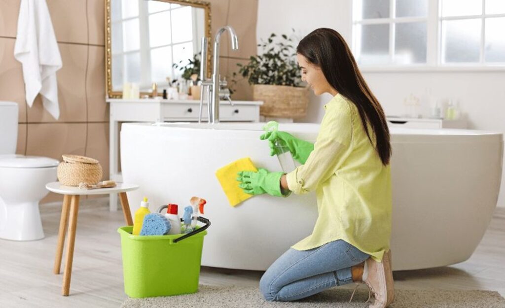 Tips on How to Clean Your Bathroom without Overdoing It