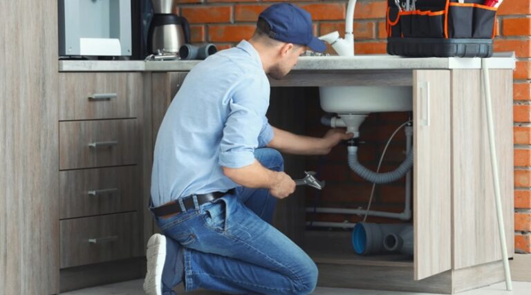 Hiring a Professional Plumber